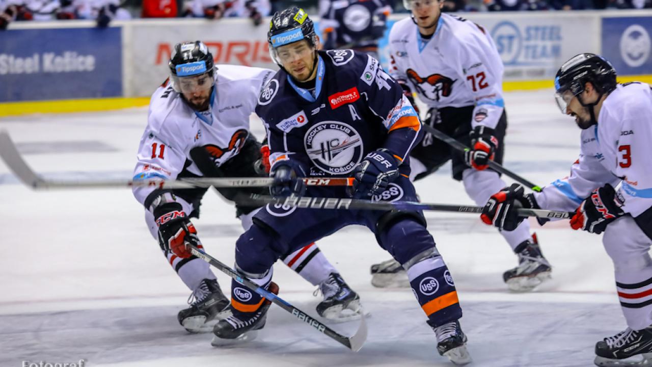 V štvrťfinálovej sérii sme si po zásahu Spilara pripísali prvý bod