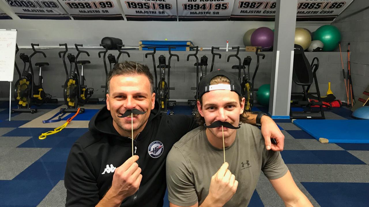 Naši Oceliari sa zapojili do charitatívnej kampane MOVEMBER 