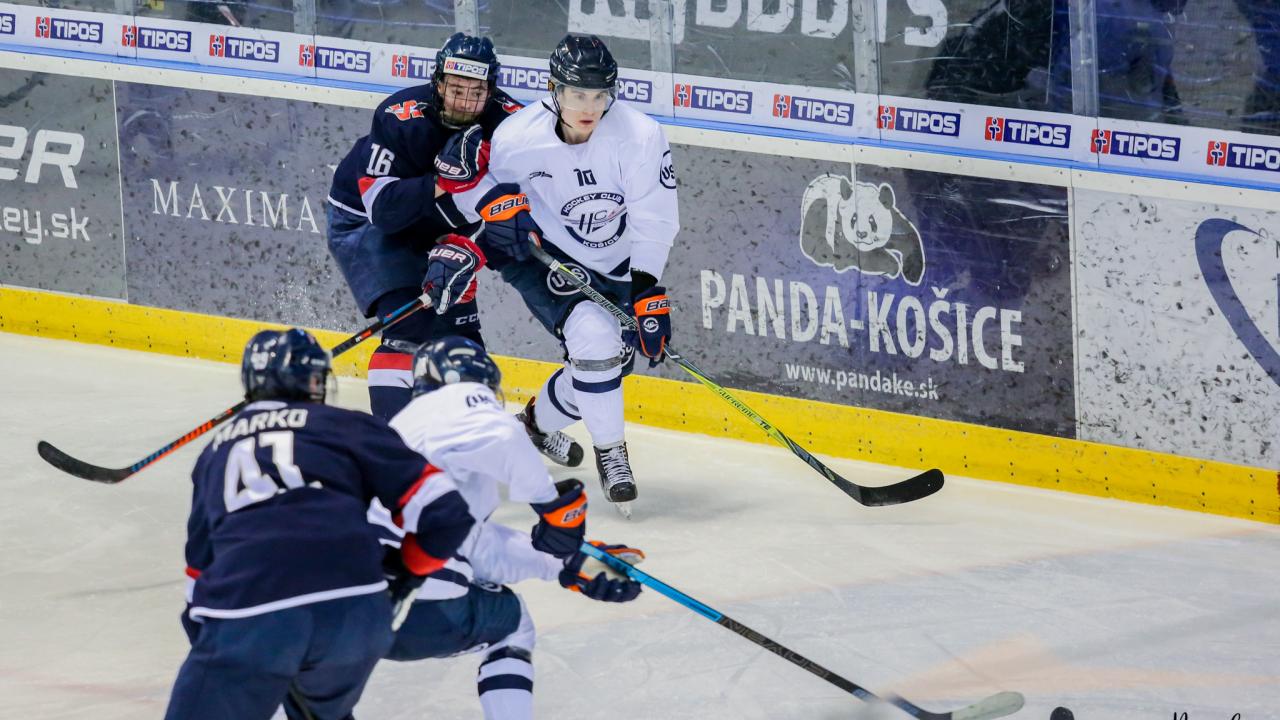 Výsledky mládeže: Jednoznačné víťazstvo juniorov proti Slovanu, HT7 s výhrou v Sabinove