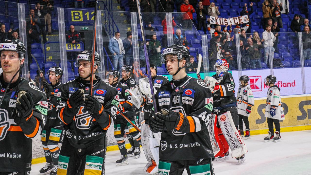 Prvý triumf Eliaša, víťazný extraligový debut J. Bartoša