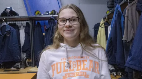 Veľký talent slovenského ženského hokeja Nina Hudáková zvláda hokej na dvoch frontoch
