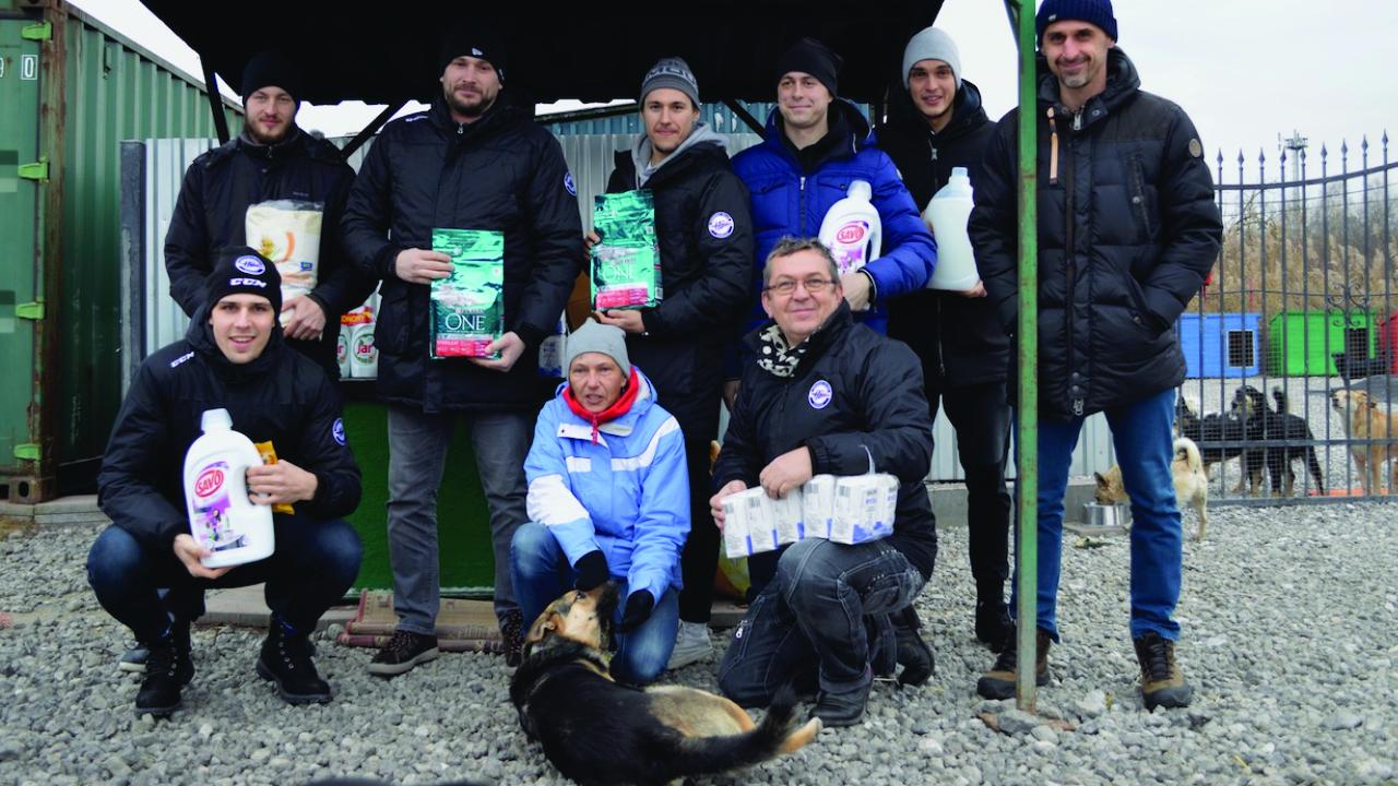 Venčenie a podpora útulku pre psíkov v Haniske