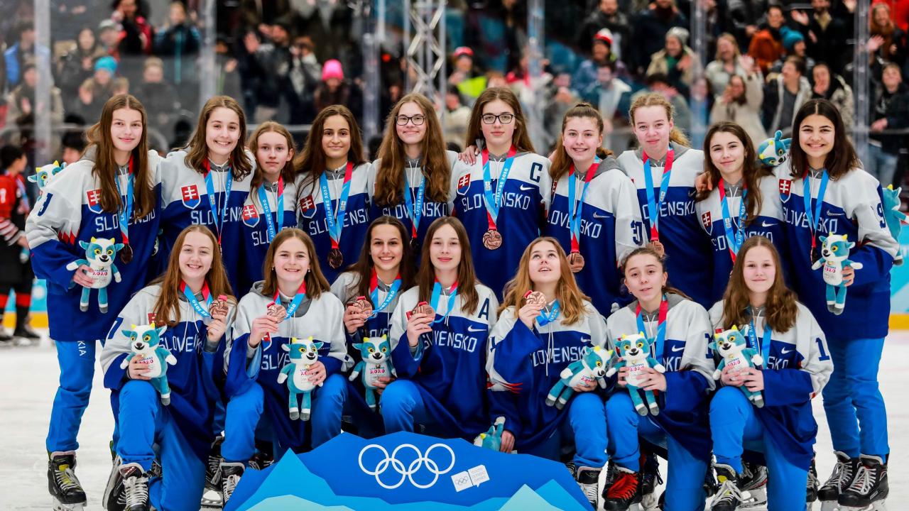 Na Olympijských hrách mládeže historický úspech slovenských hokejistiek do 16 rokov s výrazným podpisom našej Niny Hudákovej
